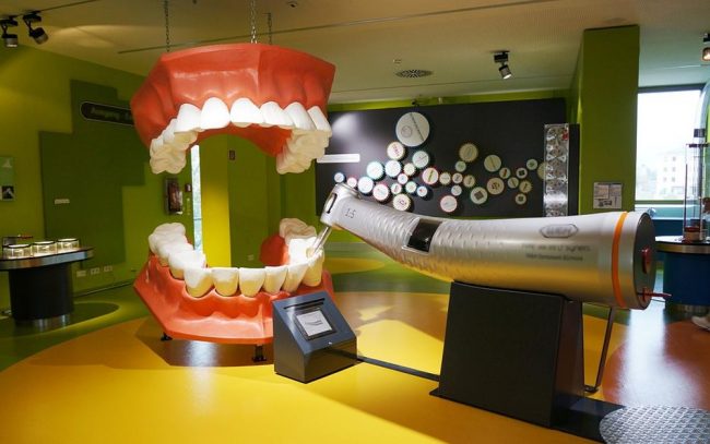 implantesdentales_portada_30042016_consalud