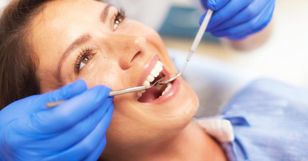 Precio implantes dentales barcelona