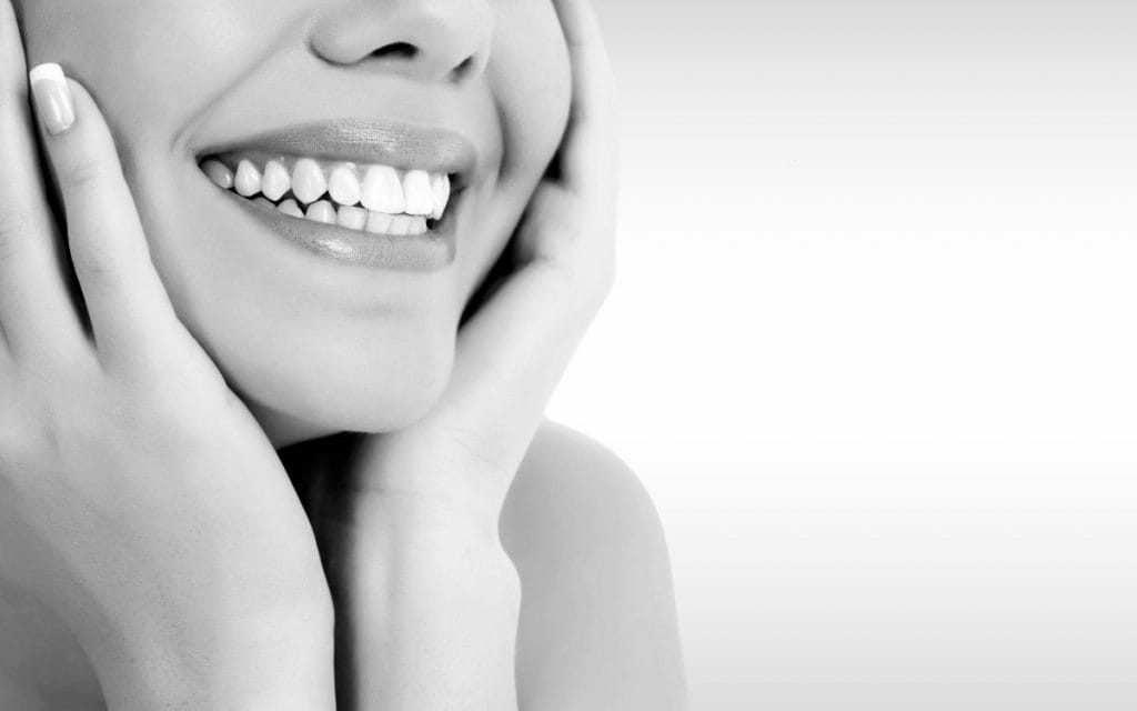 carillas-dentales-barcelona-precio