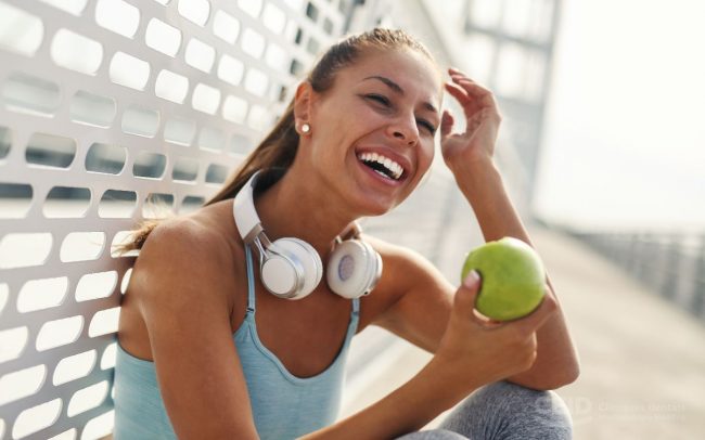 carillas-dentales-mantenimiento-y-cuidados