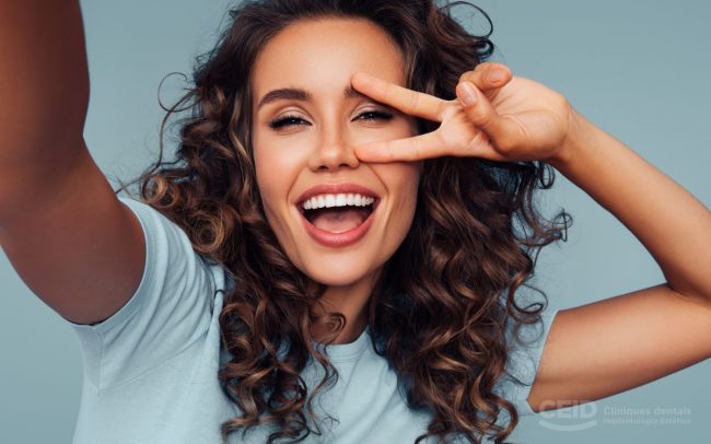 tipos-carillas-dentales-barcelona tipos-carillas-dentales-barcelona