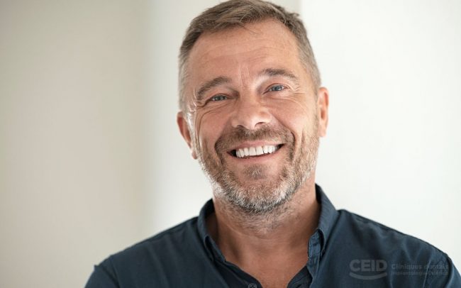 implantes-dentales-postoperatorio-barcelona