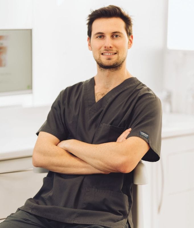 Eugenio Cánepa implantólogo de CEID
